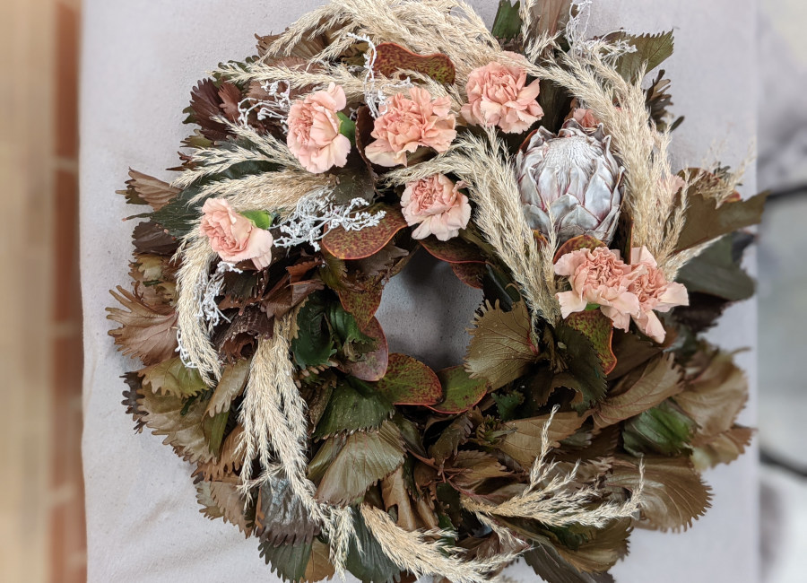 Floral wreath